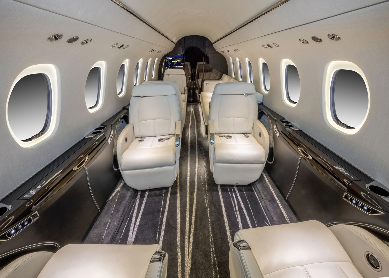Cessna/Textron Longitude  S/N 70 for sale | gallery image: /userfiles/images/1150/scbe1309r_08jun25_1-3.jpg