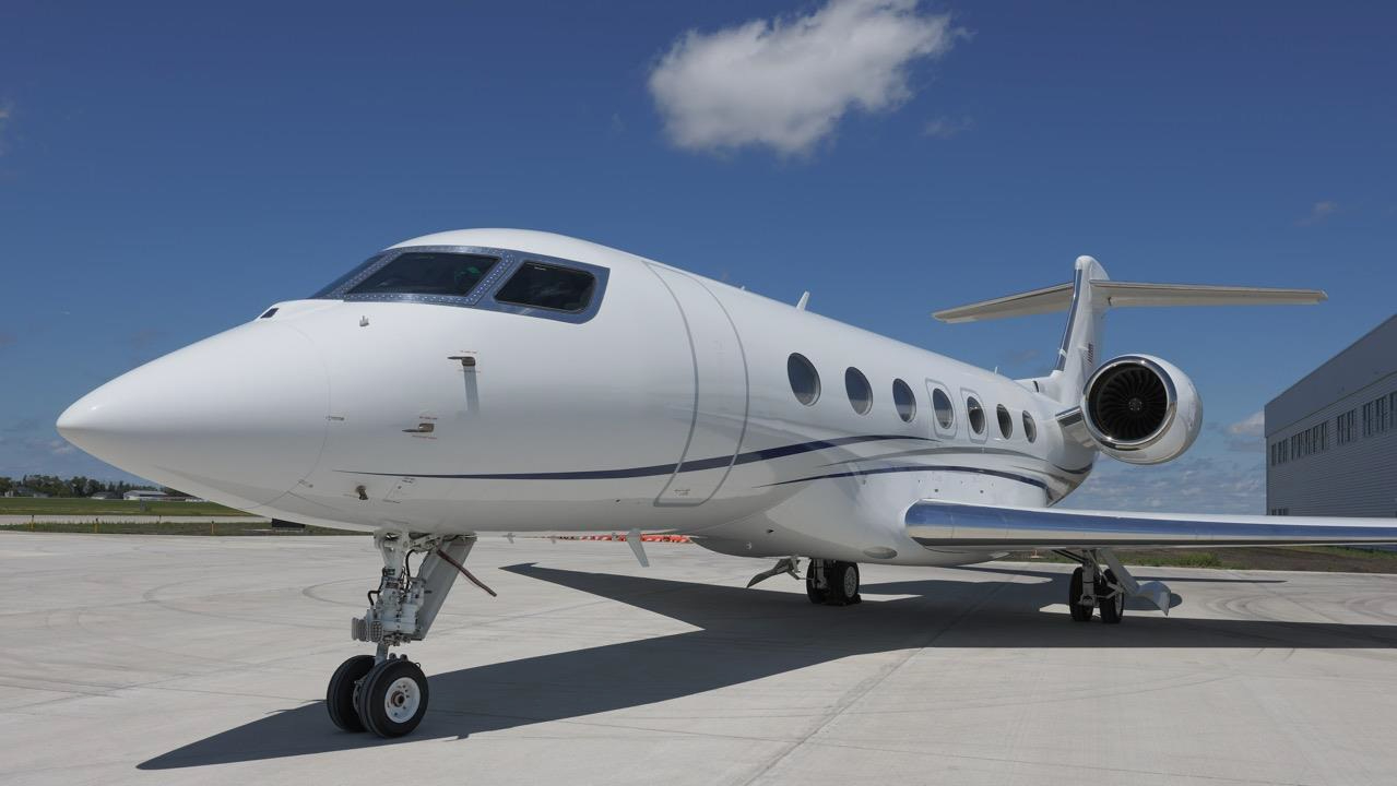 Gulfstream G500  S/N 72009 for sale | gallery image: /hal/userfiles/images/listing-images/41450/ext.jpg