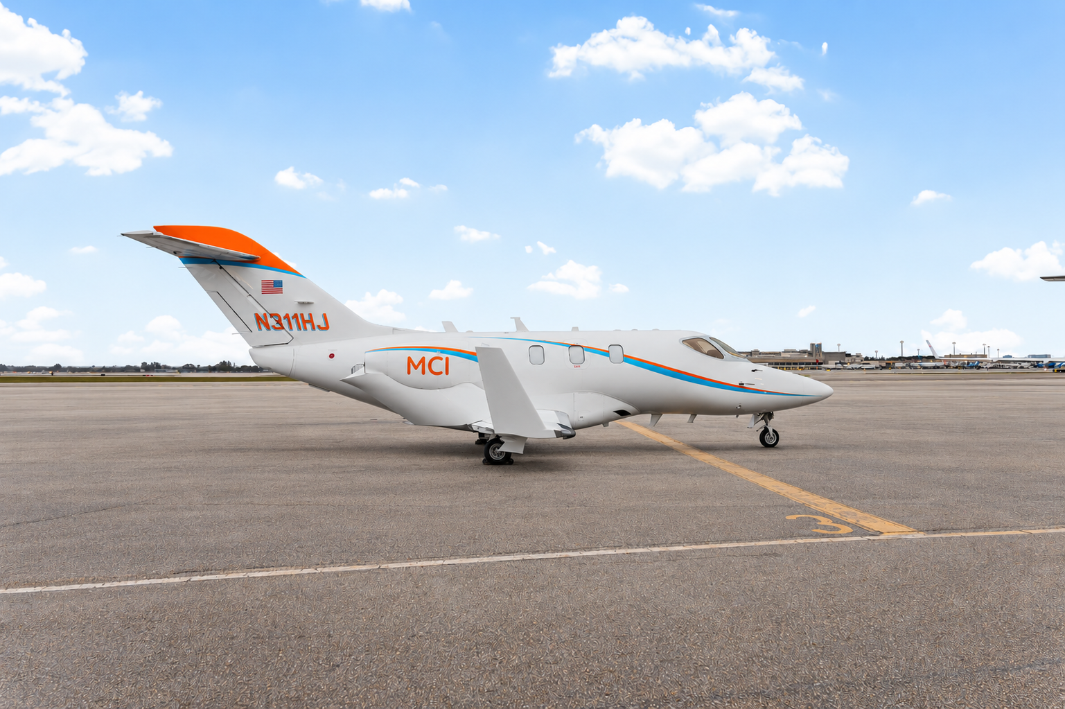 Honda Aircraft Company Honda Jet  S/N 42000118 for sale | gallery image: /hal/userfiles/images/listing-images/46337/4.png