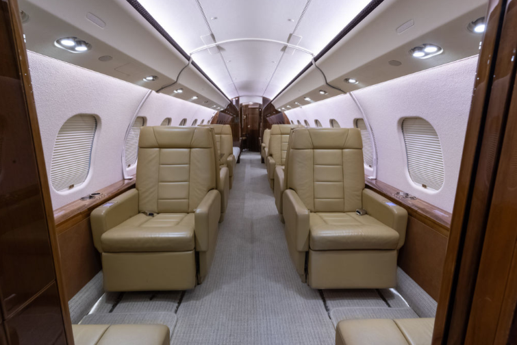 Bombardier Global Express XRS  S/N 9290 for sale | gallery image: /hal/userfiles/images/listing-images/46498/000022.png
