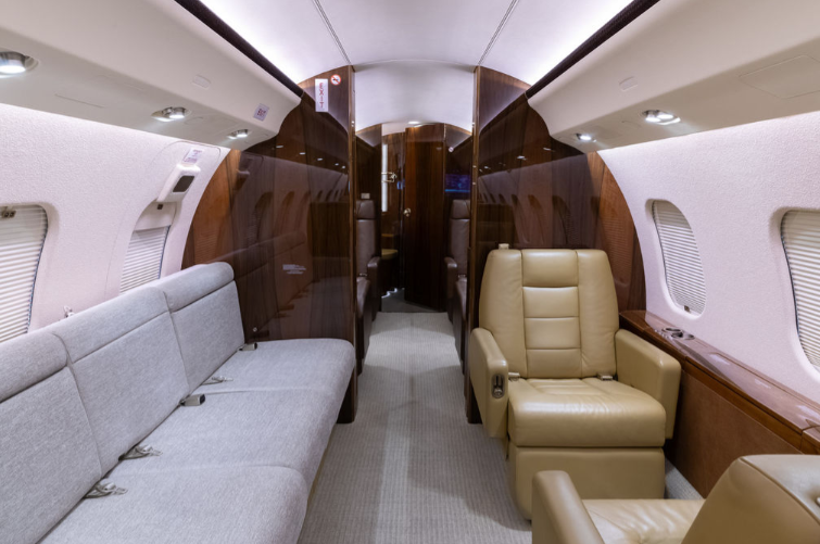 Bombardier Global Express XRS  S/N 9290 for sale | gallery image: /hal/userfiles/images/listing-images/46498/000023.png