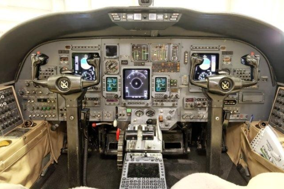 Hawker/Textron 400XP  S/N RK-493 for sale | gallery image: /hal/userfiles/images/listing-images/47277/001731.png