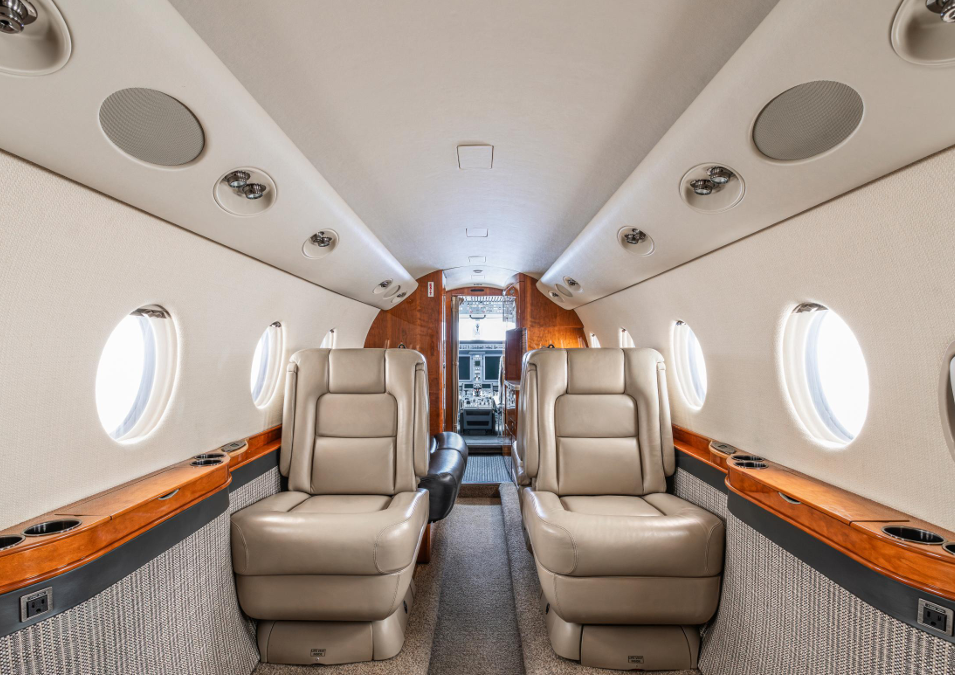 Gulfstream G150  S/N 221 for sale | gallery image: /hal/userfiles/images/listing-images/47383/003264.png