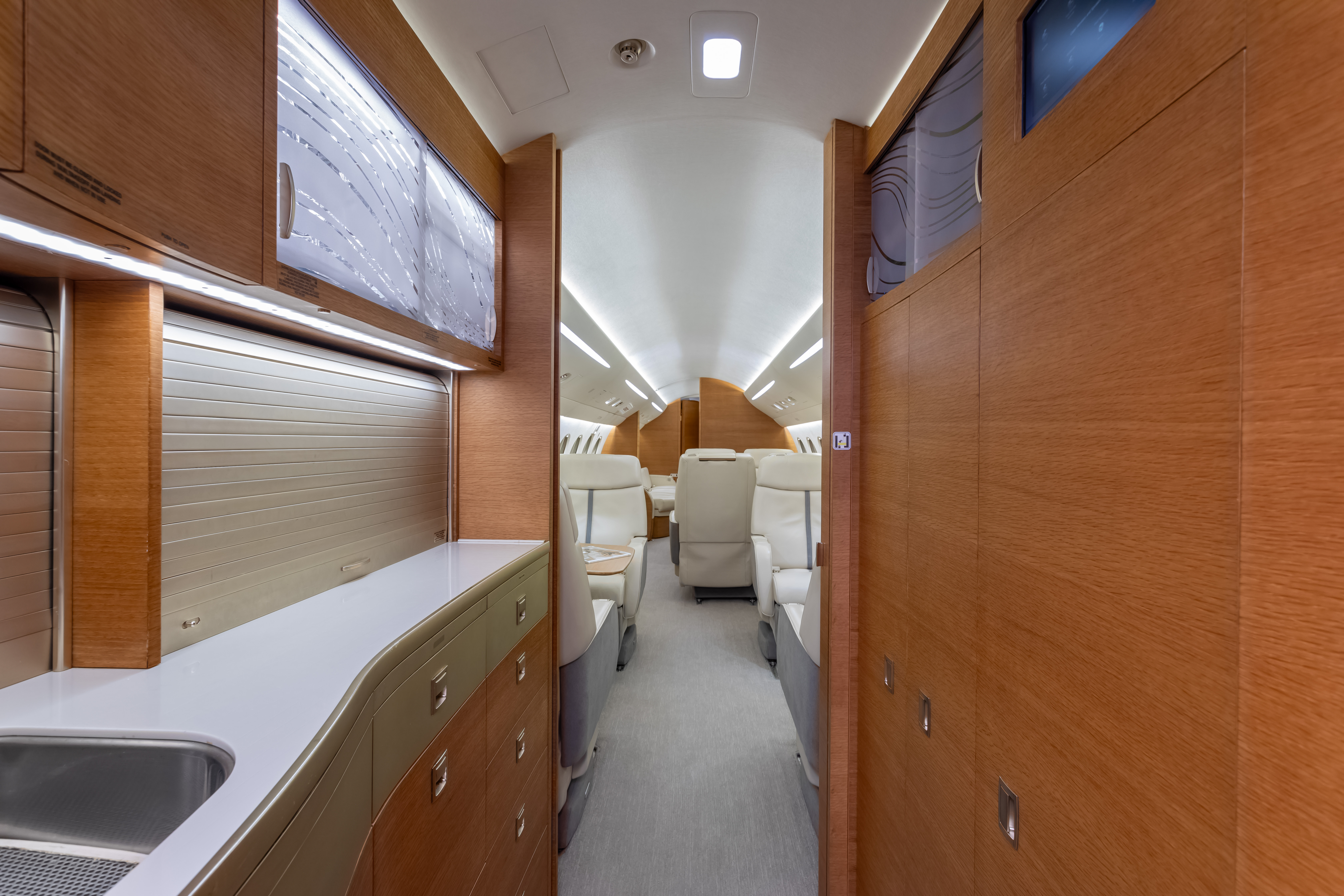 Dassault Falcon 7X  S/N 172 for sale | gallery image: /hal/userfiles/images/listing-images/49948/BFP_1858.jpg