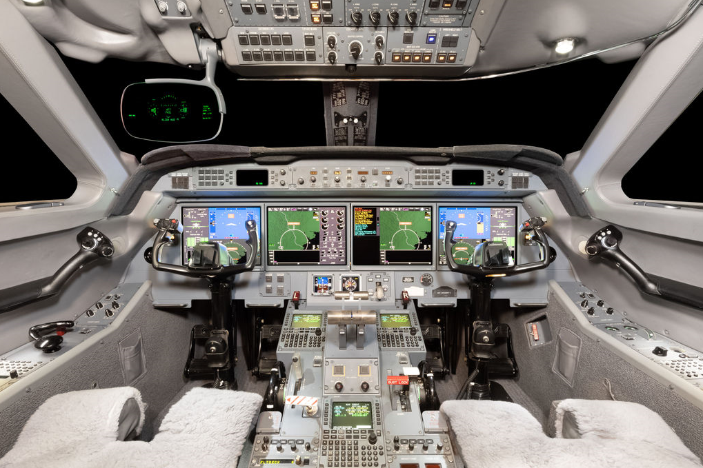 Gulfstream G550  S/N 5536 for sale | gallery image: /userfiles/files/000521.png