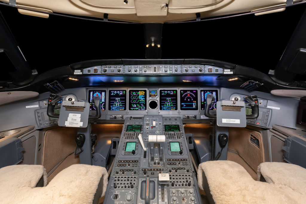 Bombardier Global Express  S/N 9035 for sale | gallery image: /userfiles/files/BFP_9331.jpg