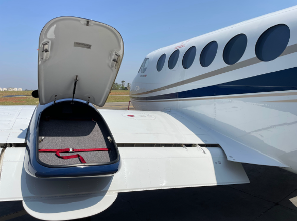 Beech King Air 350i  S/N FL-1209 for sale | gallery image: /userfiles/files/Externalbaggage.png