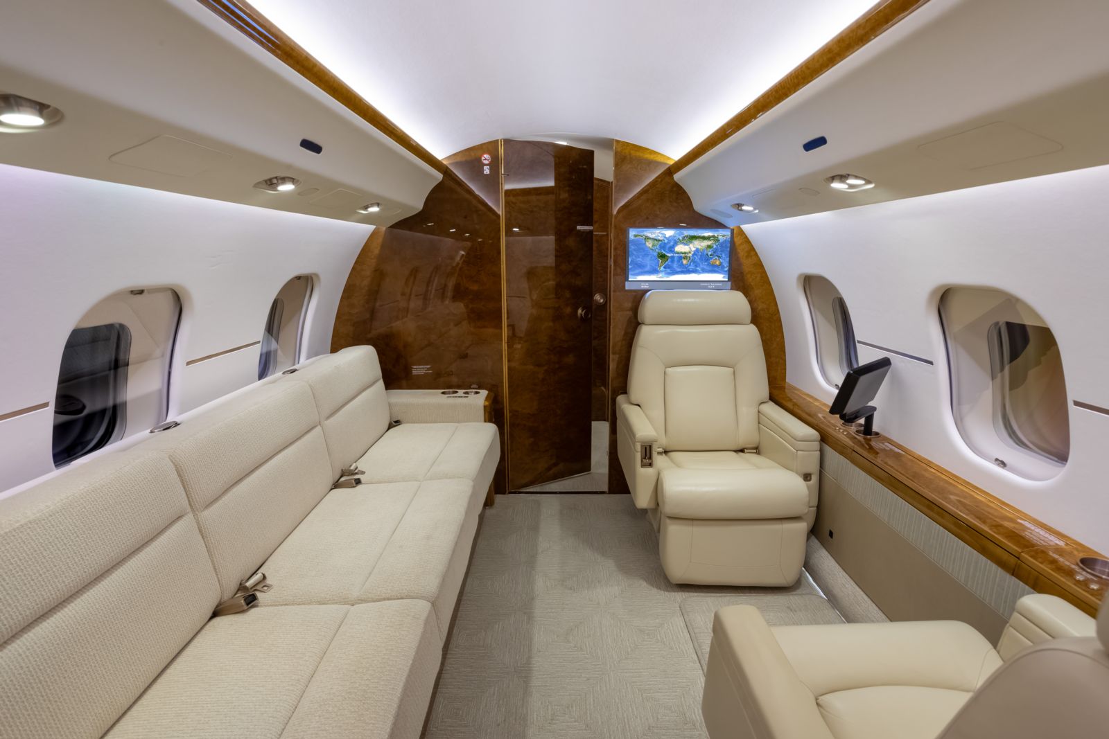 Bombardier Global Express XRS  S/N 9181 for sale | gallery image: /userfiles/files/bfp_1749.jpg