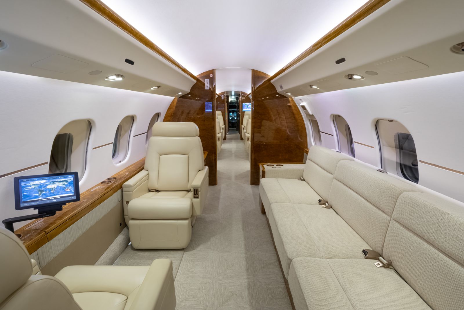 Bombardier Global Express XRS  S/N 9181 for sale | gallery image: /userfiles/files/bfp_1824.jpg
