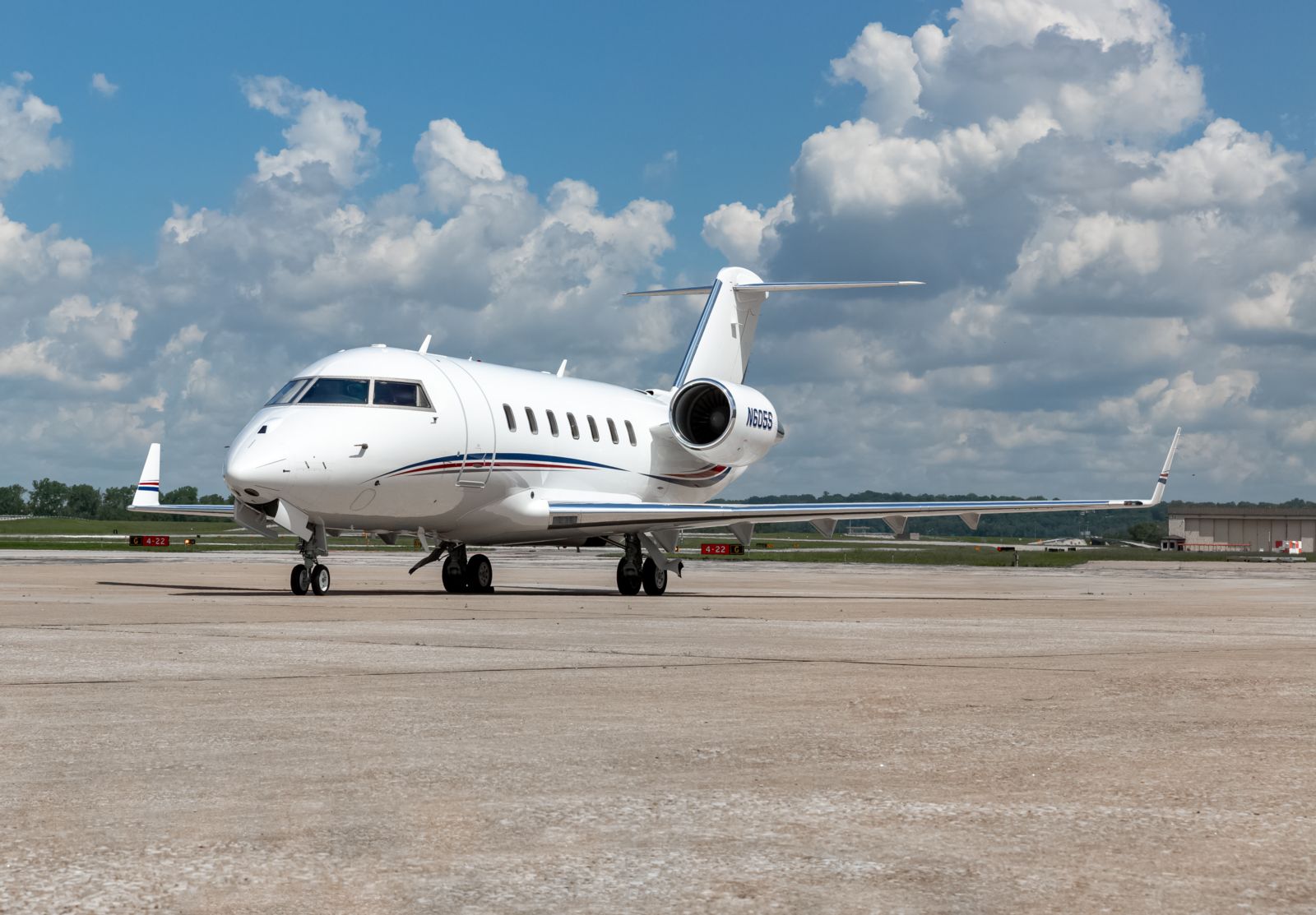 Bombardier CL 605 S/N 5788 for sale | feature image