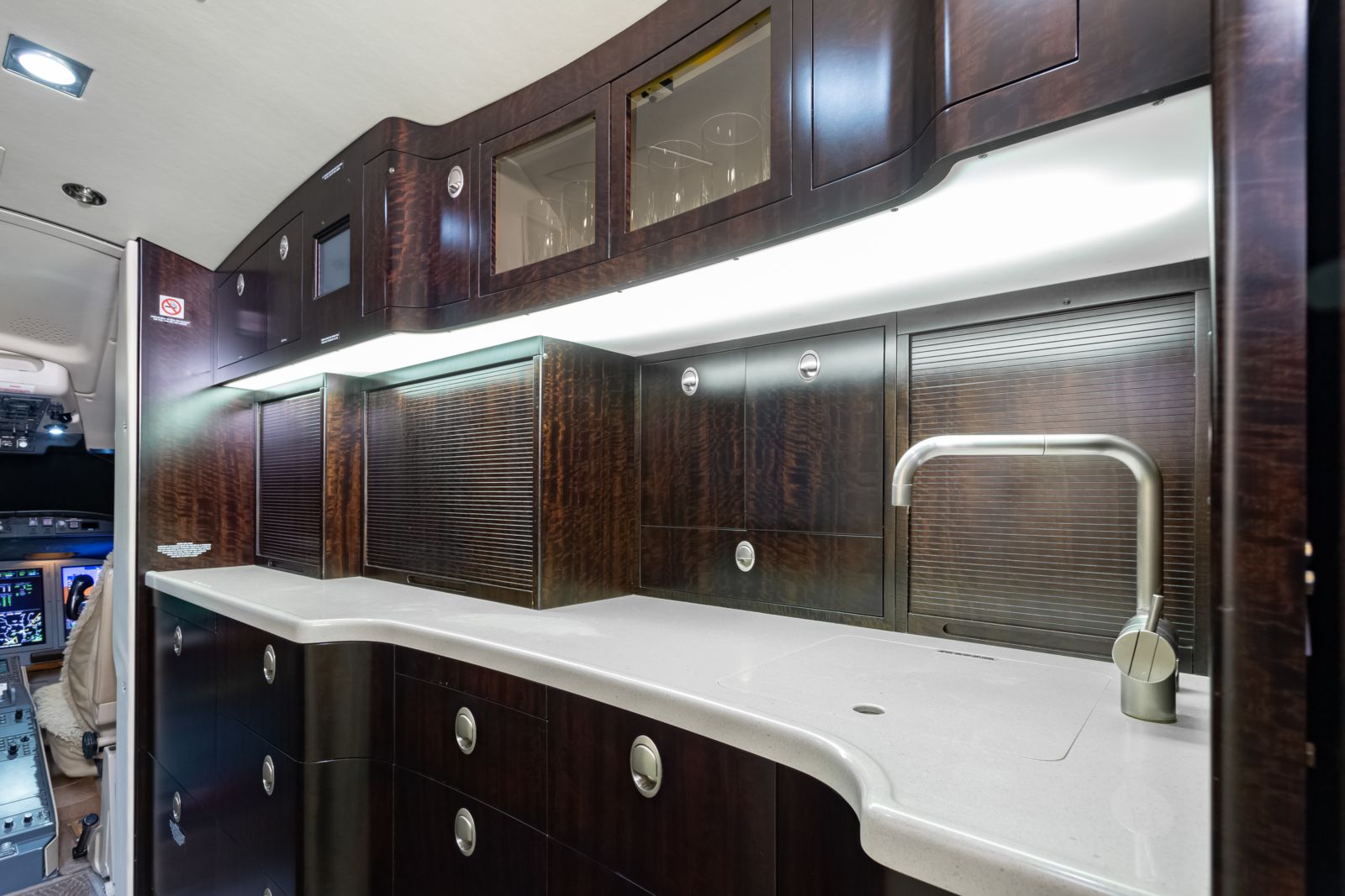 Bombardier CL 605  S/N 5788 for sale | gallery image: /userfiles/files/bfp_2781.jpg