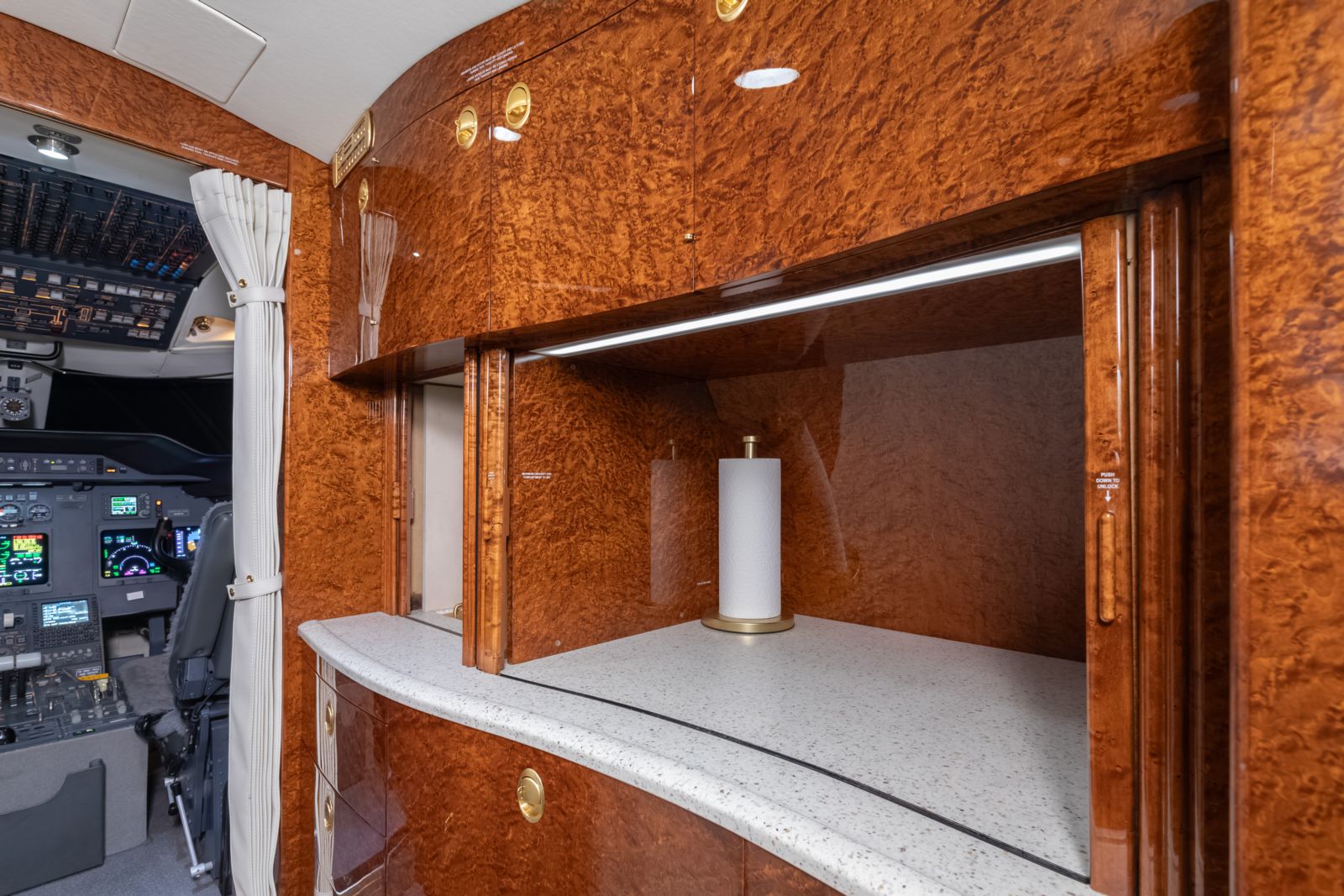 Gulfstream G200  S/N 136 for sale | gallery image: /userfiles/files/bfp_3770.jpg