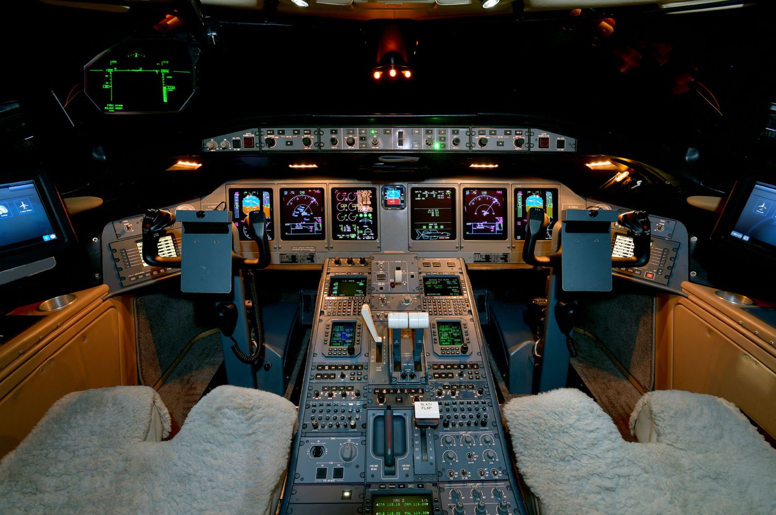 Bombardier Global 5000  S/N 9192 for sale | gallery image: /userfiles/files/cpt_072%20(1)(1).jpg