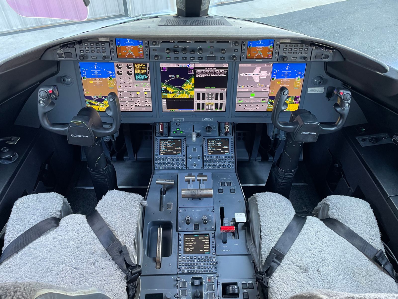 Gulfstream G280  S/N 2018 for sale | gallery image: /userfiles/files/img_4509.jpg