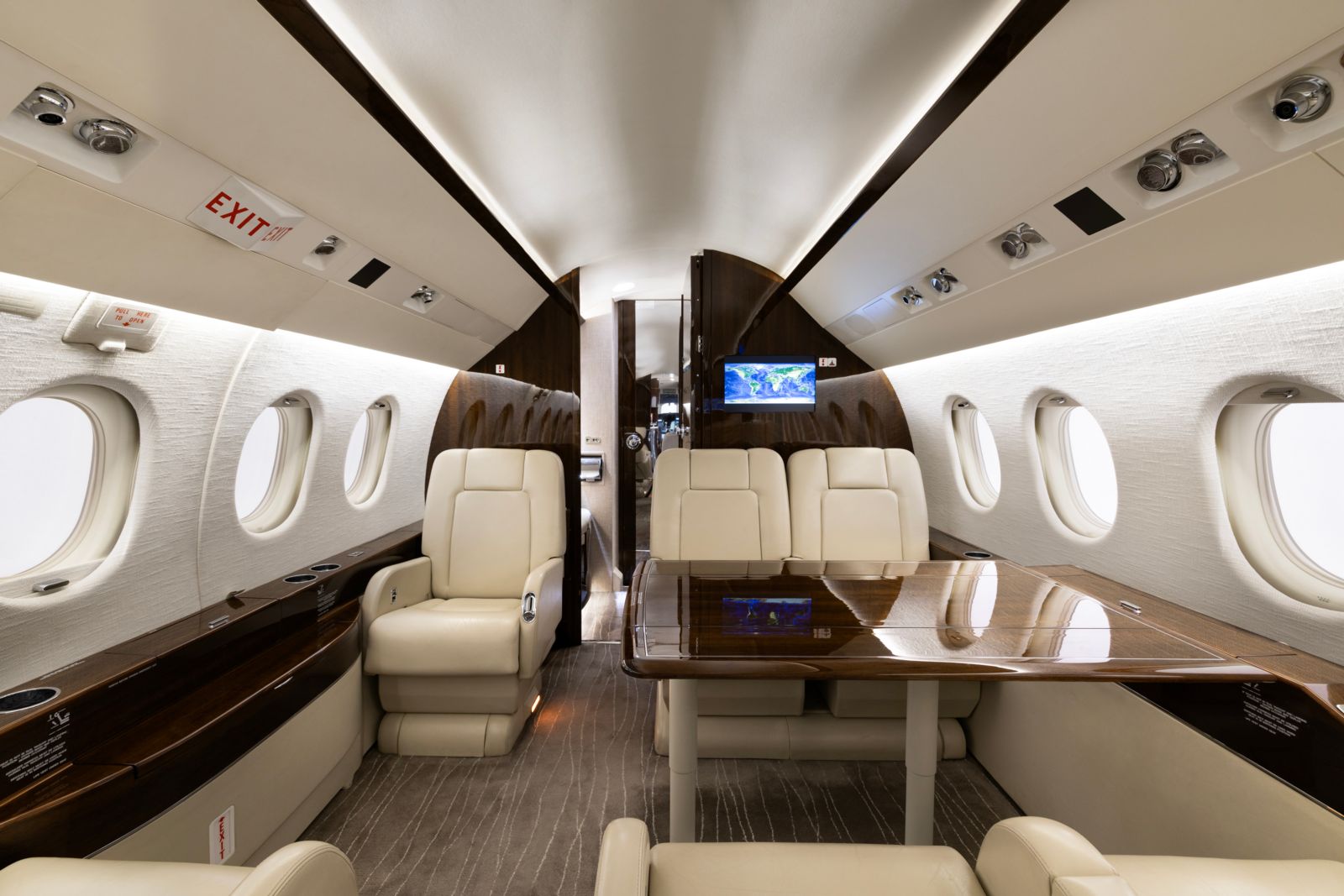 Dassault Falcon 2000EX EASy  S/N 36 for sale | gallery image: /userfiles/files/n163eb_final-3_50.jpg
