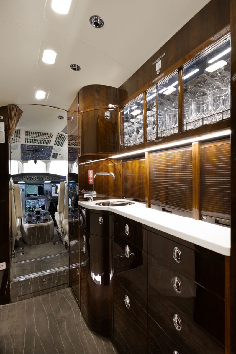 Dassault Falcon 2000EX EASy  S/N 36 for sale | gallery image: /userfiles/files/n163eb_final-6_50.jpg