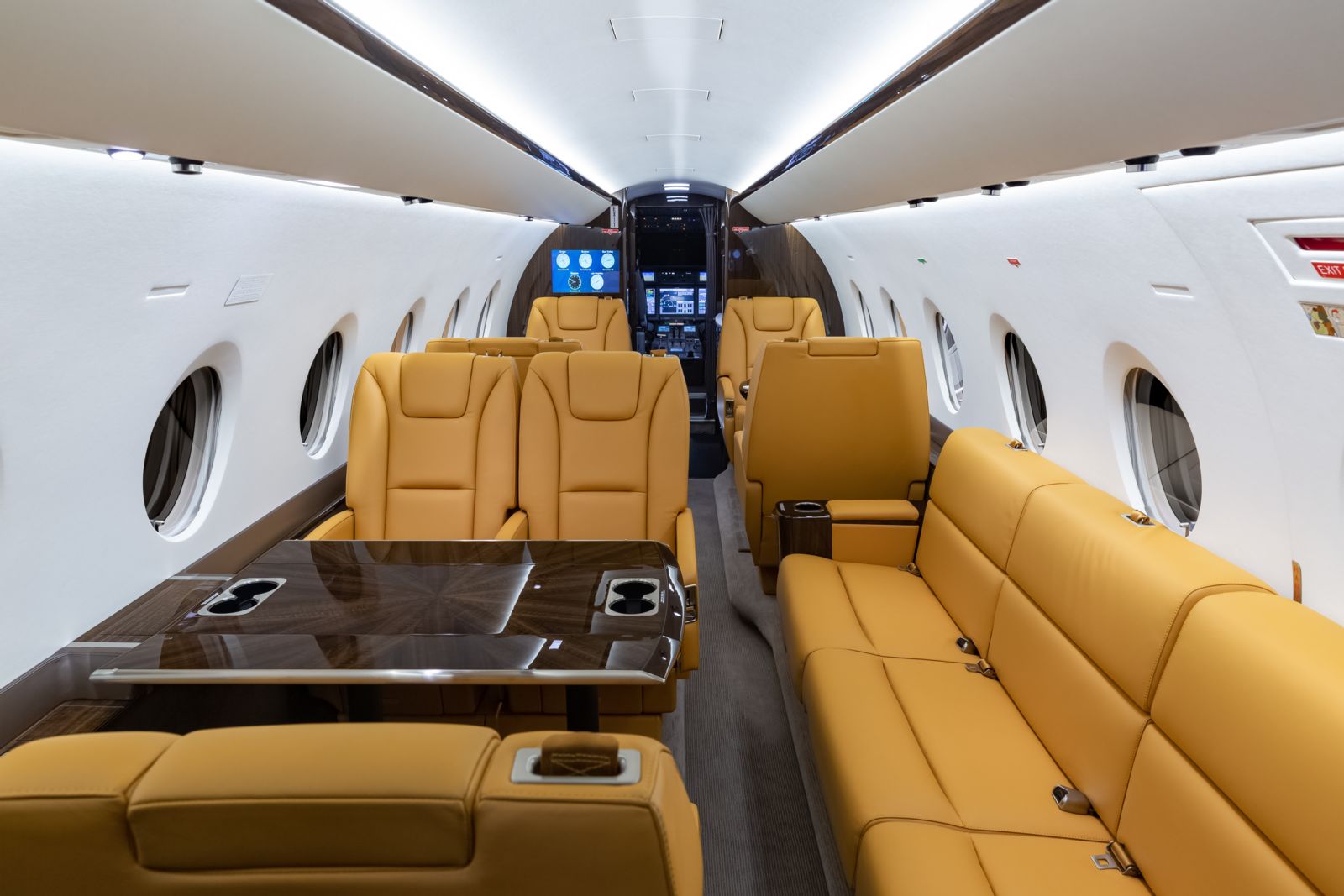 Gulfstream G280  S/N 2052 for sale | gallery image: /userfiles/images/2052/bfp_2053.jpg