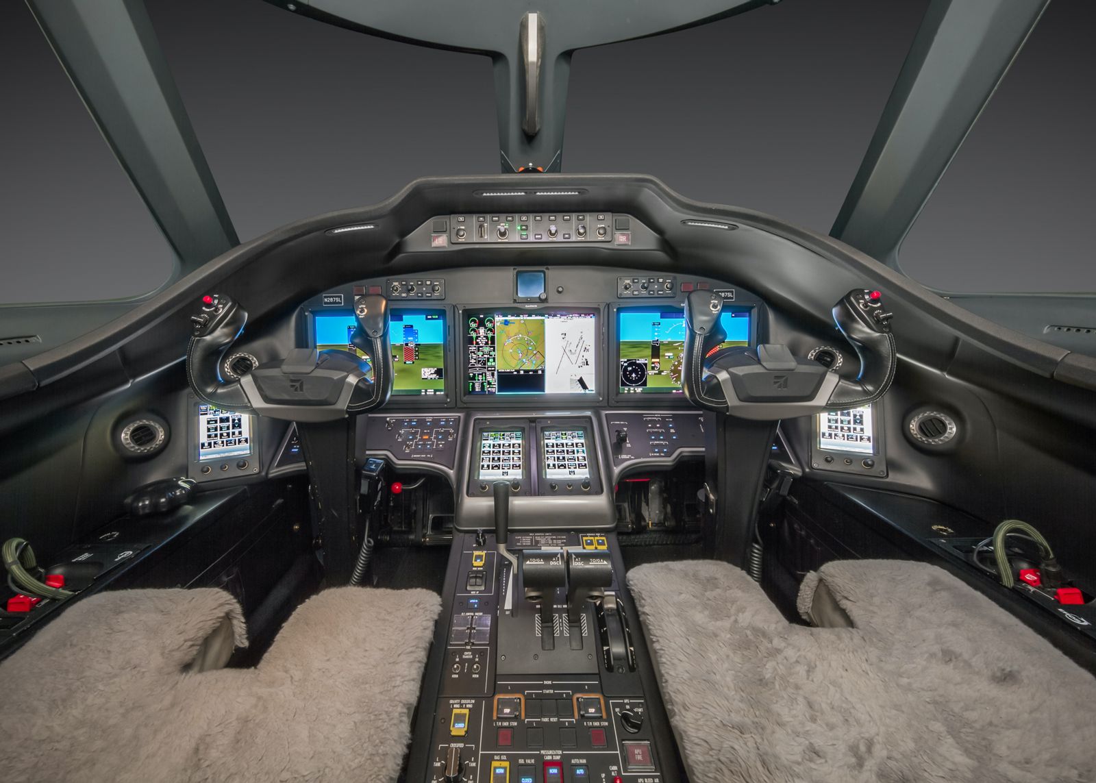 Cessna/Textron Citation X+  S/N 502 for sale | gallery image: /userfiles/images/Citation_X_Plus_sn502/cockpit1.jpg