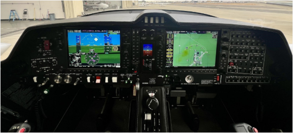 Diamond DA62  S/N 62.C021 for sale | gallery image: /userfiles/images/DA62%2021/000941.png