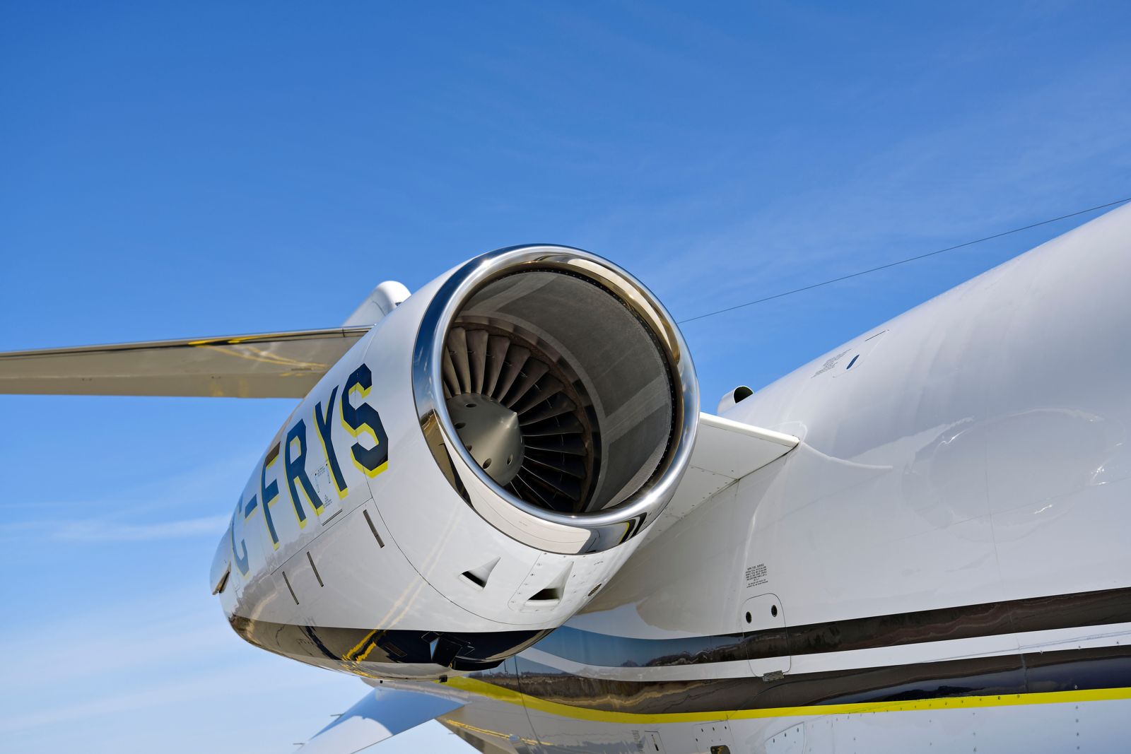 Bombardier Learjet 45  S/N 275 for sale | gallery image: /userfiles/images/Lear45_275/ext4_300.jpg