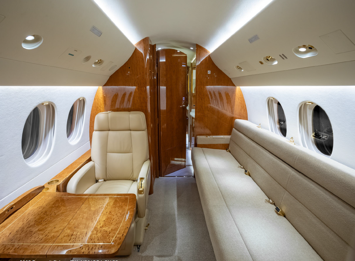 Dassault Falcon 7X  S/N 38 for sale | gallery image: /userfiles/images/aircraft-listing/Falcon_7X_sn38/5.png